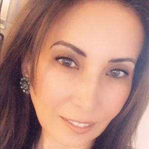 Meet your Posher, Sherin